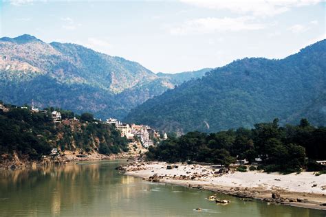 Travel the Ganges: Five Ways to Explore India’s Most Famous River