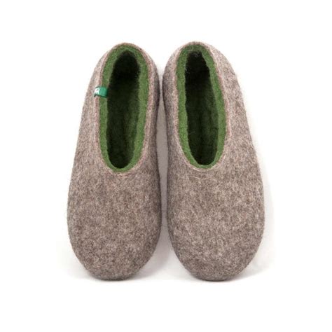 Women's slippers, felted wool slippers for a cozy life by Wooppers