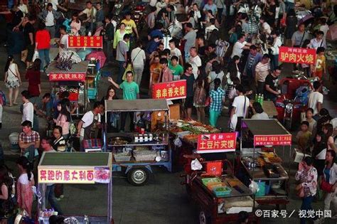 摆地摊能好吗，女人摆地摊卖什么挣钱_就要加盟网