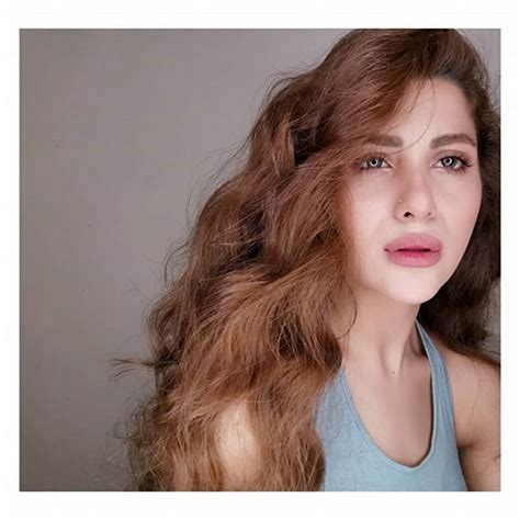 Sohai Ali Abro – Age, Wedding Pics, Dramas, Husband, and More