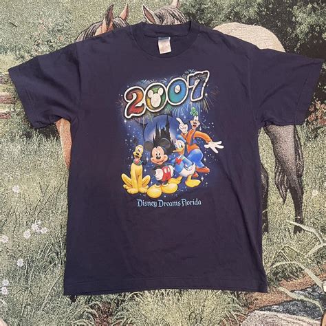 Vintage 2007 Walt Disney World Shirt Size: L Dm for... - Depop