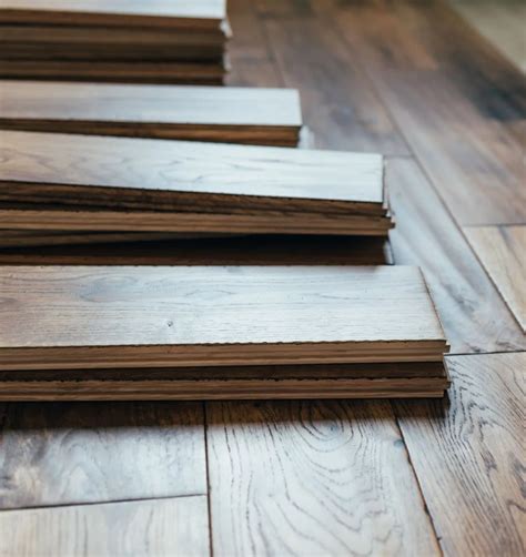 Wide Plank vs. Narrow Plank Hardwood Flooring - Mirage
