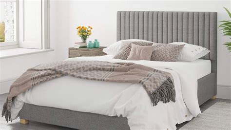 Maximise Your Bedroom with a Small Double Bed