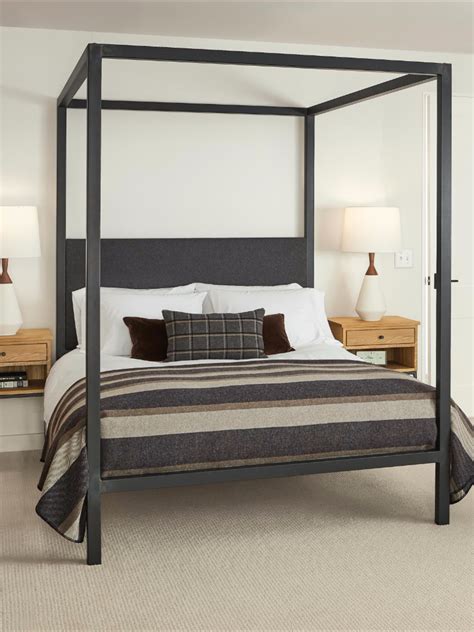 Modern Canopy Architecture Bed