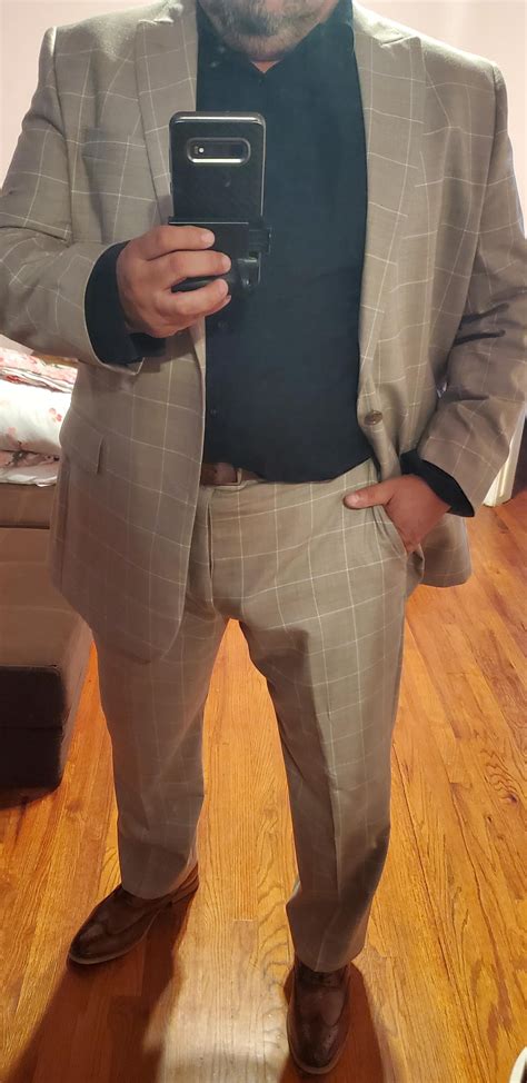 Freeballing in a suit : r/freeballing