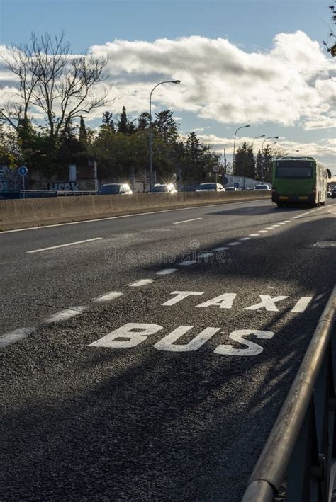 Road Runner Exit 的图像结果