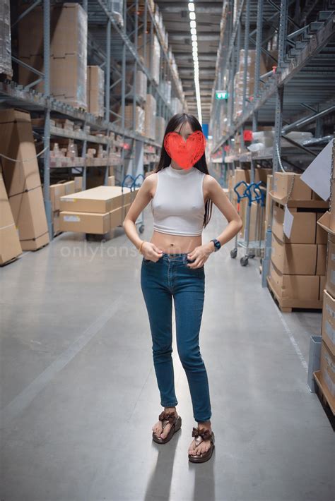 Thai girl tits no bra in IKEA mall 😍 | Scrolller