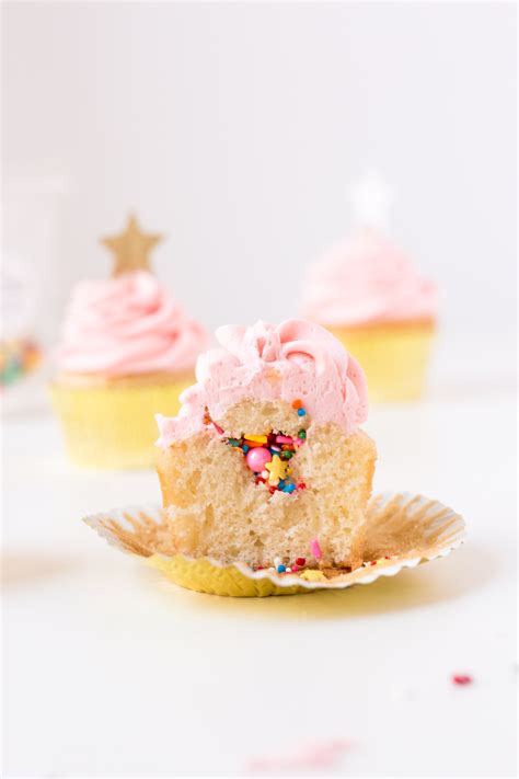 Pinata Cupcakes 的图像结果