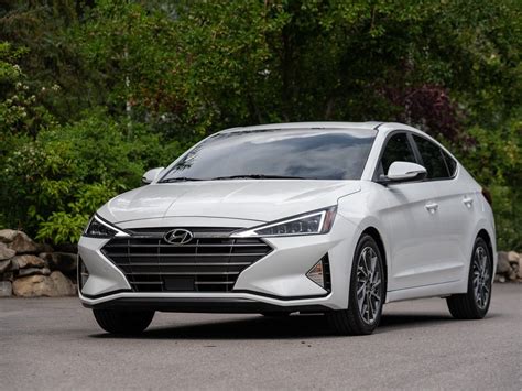 best suv 2023 kelley blue book