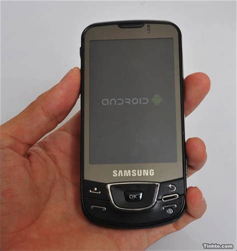 Samsung First Android Phone 的图像结果