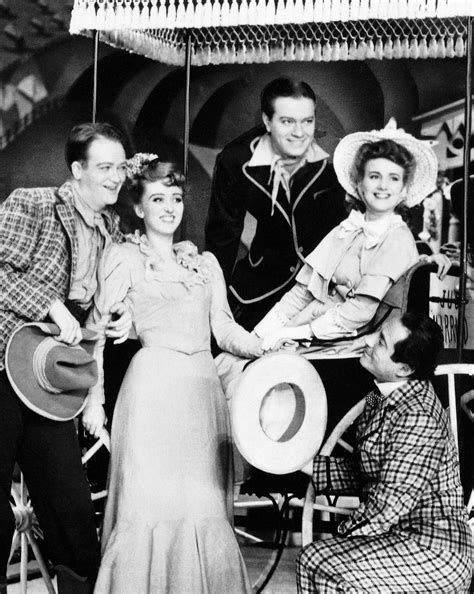 Joan Roberts, Heroine of Original ‘Oklahoma!,’ Dies at 95 - The New ...
