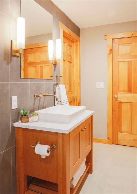 Basement Bath 的图像结果