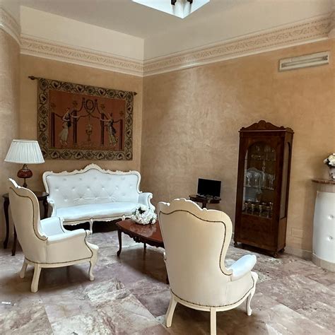 LA CORTE DI OPAKA (Canosa di Puglia) - Hotel Reviews, Photos, Rate ...