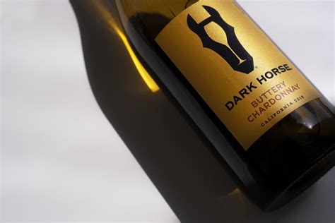 NY Product Design Awards | Wine: Light Dark Horse