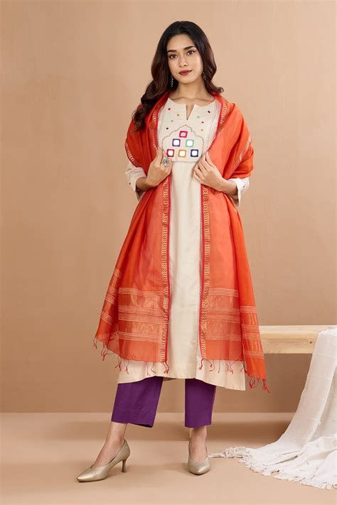 Ivory Silk Regal Reflections A-Line Panelled Kurta - maati crafts