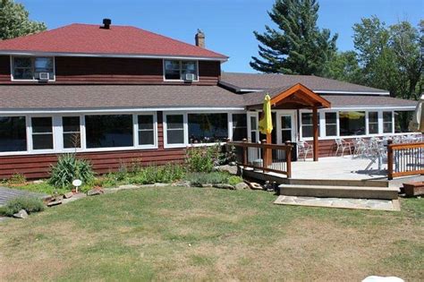 RED UMBRELLA INN (Minden, Ontario) - Inn Reviews, Photos, Rate ...