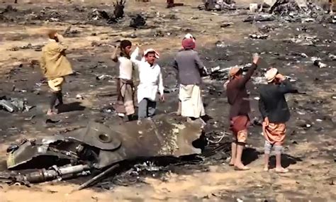 沙特一架战斗机在也门被击落 遭导弹猎杀全程曝光_凤凰网