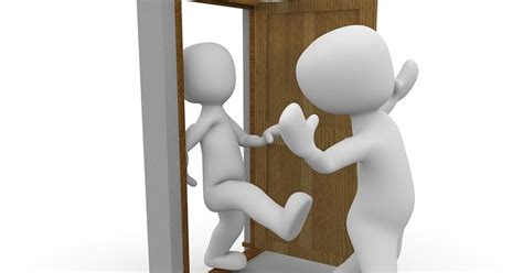 Law Web: Whether notice terminating tenancy by one co-owner is tenable?