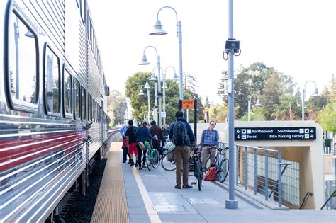 Palo Alto council boosts plan for transit road at El Camino Park - Palo ...