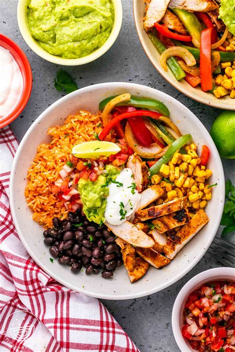 Quick Chicken Fajitas Beans And Spanish Rice