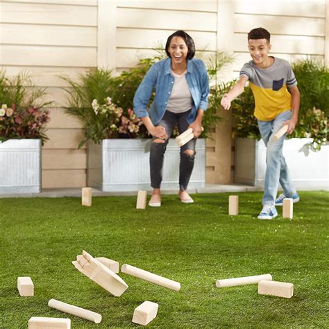How To Play Kubb Game | Storables