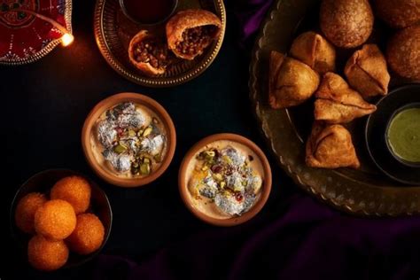 On World Cashew Day, Emirates treats fliers with Indian cashew nuts ...