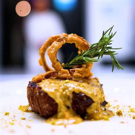 HMD Bar & Grill Venue Rental in Chicago, IL | Reviews, Photos & Prices