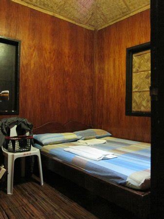 ANILAO BACKPACKERS - Hostel Reviews & Photos - Tripadvisor