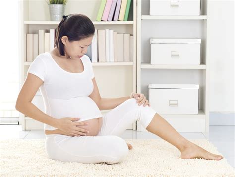 Pregnancy Massage: Provide Relief from Varicose Veins