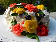 immagini torte con fiori fiori in ottobre la torta di compleanno immagini torte con fiori fiori in ottobre la torta di compleanno