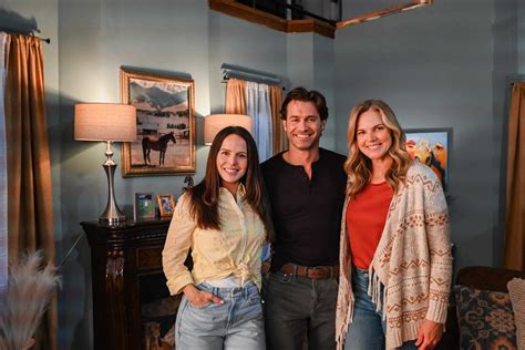 Crossroad Springs (2025): Season 1, Episode 3 Sneak Peek (Exclusive ...