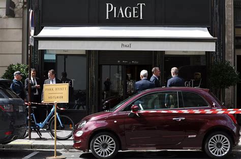 Paris robbery: Armed gang executes daring robbery at luxury jewellery ...