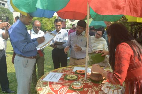 Press Release:Press Information Bureau