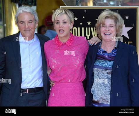 Who Are Kaley Cuoco Parents - trustaholic