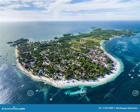 Sunny Day in Malapascua Island in Visayan Sea, One of Cebu Island. Sea ...
