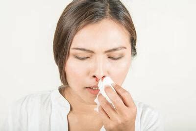 鼻子抠出血怎么办 抠出鼻血后的三大应对措施-京东健康