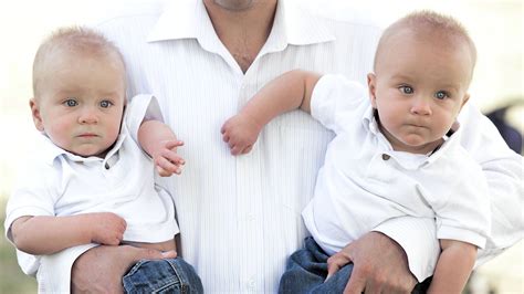 Twins With Different Eye Colors