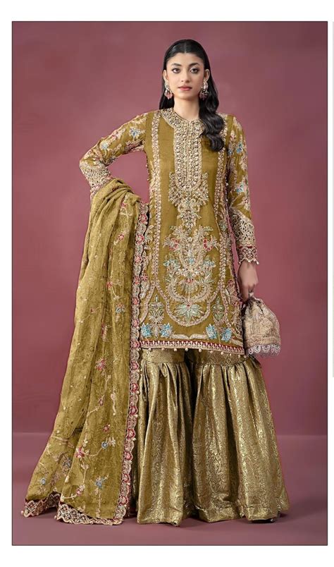 Shree R 1689 Viscose Simmer Slub Work Pakistani Salwar Kameez