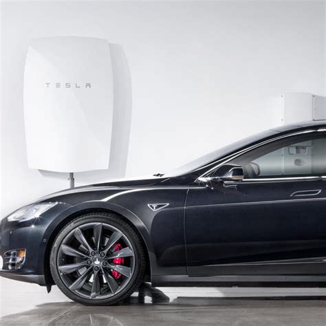 Elon Musk Introduces Tesla's Powerwall Home Battery - Tech News