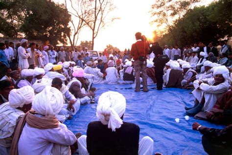 Raja Local People 的图像结果