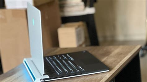 Alienware X15 的图像结果