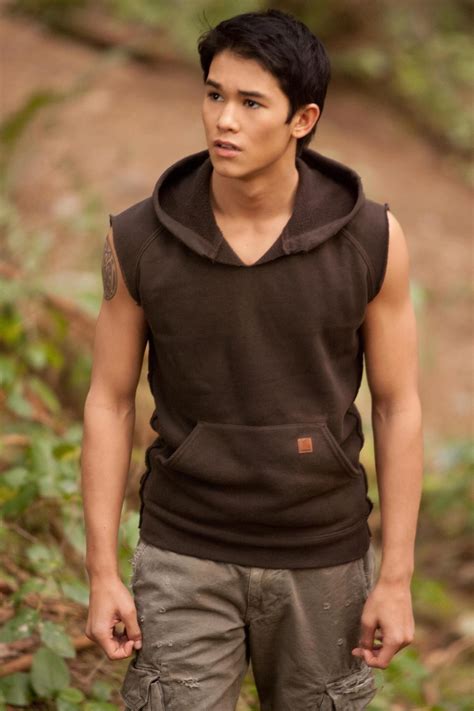 Seth Clearwater | Booboo stewart, Twilight saga, Breaking dawn