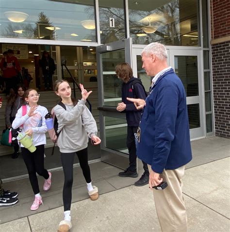 ‘Lead by example’: Dosser selected to lead Beaty-Warren Middle School ...