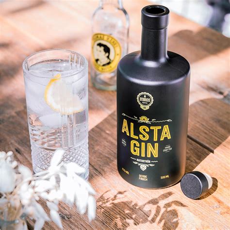 Tanqueray No. 10 Gin im Test | Wie gut ist der Klassiker?