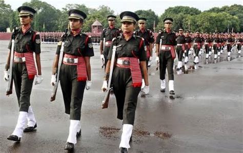 भारतीय सेना की आर्टिलरी रेजीमेंट में 10 फीसदी के साथ महिला अफसरों के ...