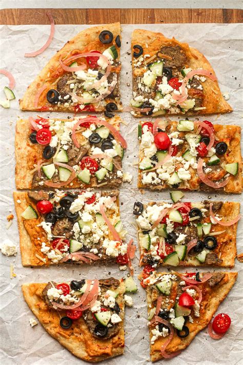 Gyro Pizza on Flatbread - SueBee Homemaker