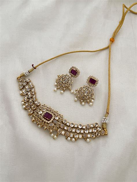 Buy Kemp Stone Studded Choker With Changeable Studs Online - Ishhaara
