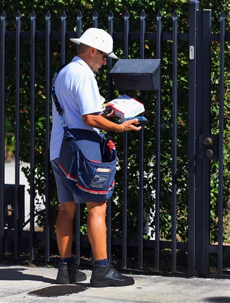 How Much Do Mailmen Make