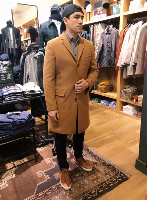 Mens Gift Guide + Best Winter Boots and Camel Coats