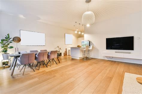 Hardwood Flooring Installation | Prestige Flooring & Tile